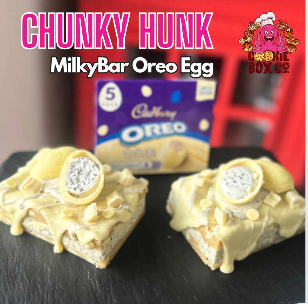 MilkyBar Oreo Egg Chunky Hunk